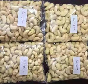 Cashew Nut Kernels