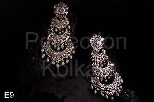 CUBIC ZERCONIA CHANDBALI Earrings