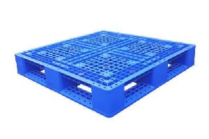 Medium Weight Plastic Pallet