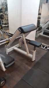 PREACHER CURL BENCH