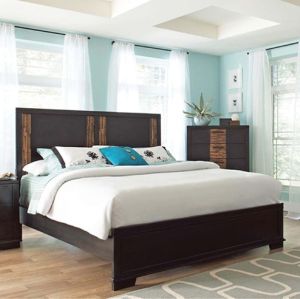 Wooden Queen Size Bed