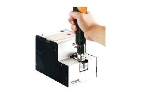 Automatic Screw Feeder