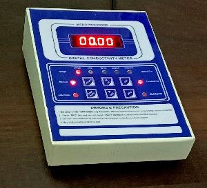 Digital Conductivity Meter (Auto Range) Model SI-793