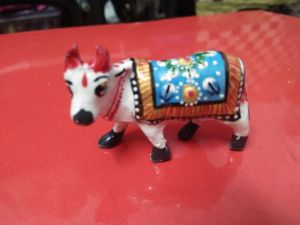 Decorative cow statue