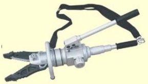 hand operated combi tool