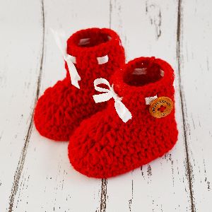 Button Crochet Baby Booties