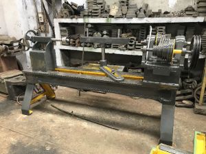 8 Feet Semi Automatic Metal Spinning Lathe Machine