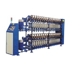 yarn twisting machine