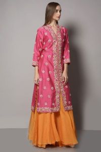 MAGENTA PINK EMBROIDERED KURTA WITH SHARARA