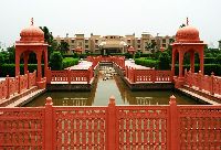 Jaipur New Year Tour Package