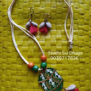 Handicraft Jewelry