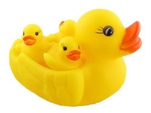 Set Of 4 Rubber Duckies Bath Toys For Babies