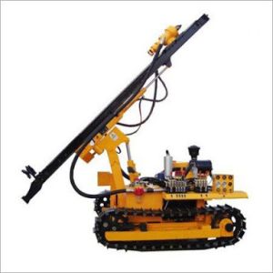 Crawler mounted drilling rig