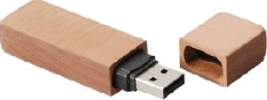 CUSTOM DESIGNED WOODEN USB