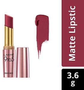 Lakme 9 to 5 Primer Matte Lip Color Maroon Mix