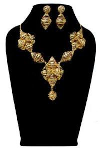 1 Gram Gold Forming Mina Work Golden Colour Necklace Set