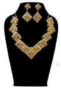 1 Gram Gold Forming Work Golden Colour Necklace Set.