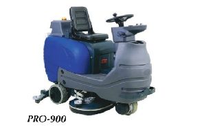 Ride On Floor Cleaning Machine