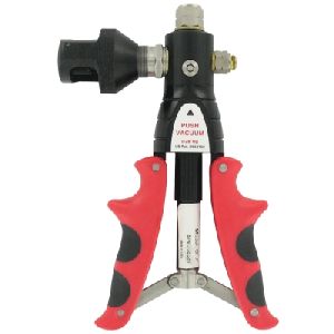 Series PCHP Pneumatic Calibration Hand Pump