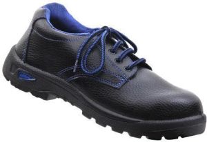 black safety shoes