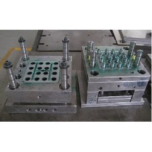 injection moulding die