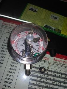 electric contact pressure gauge