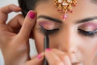 bridal makeup artist