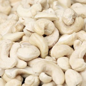 Dried Cashew Nuts