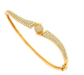 Ladies Gold Bracelet