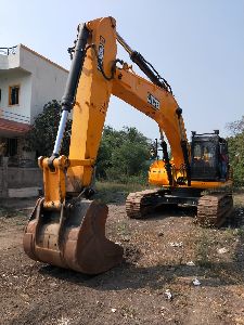 Hydraulic Excavator JCB JS 380