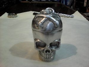 Metal Skull Ashtray