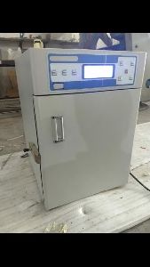 Renu Co2 incubator