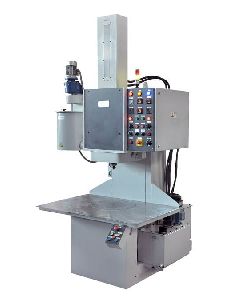 Thermic Oil Model Vertical Wax Injection Machine