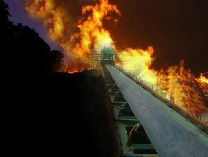flame resistant conveyor belt