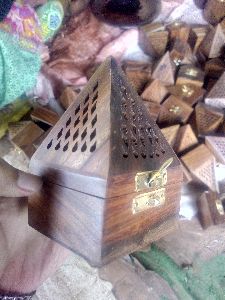 Wooden Antique Handicrafts
