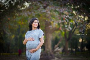 Maternity Photographer Kolkata - Pregnancy Photography near me