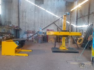 welding manipulators