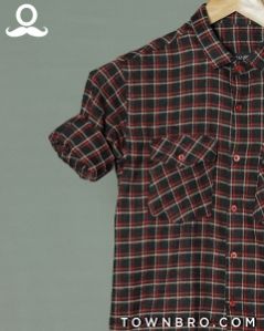 Brushing Black Color Checks Shirt