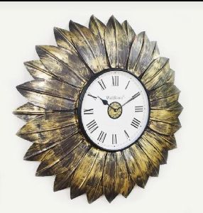 MODERN WALL CLOCK