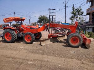 GRADER TRACTOR