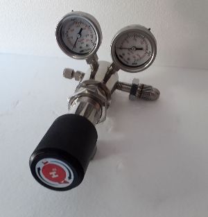Cylinder Regulators for AAS-ICP