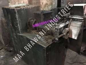 DETERGENT BAR MAKING MACHINE