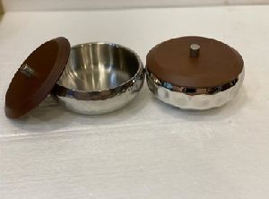Stainless Steel Bowl with Wooden Lid