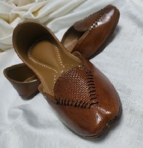 Ladies Leather Jutti