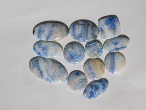 Blue scheelite Loose gemstone