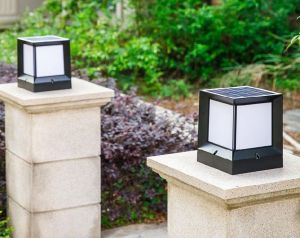 solar pillar lights