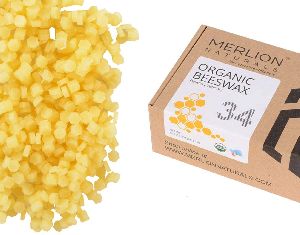 Merlion Naturals Organic Beeswax Pallets (Yellow) 454gm