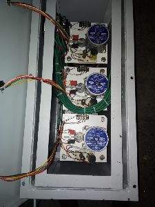 Servo Voltage Controller