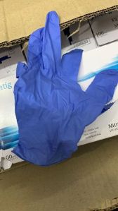 Sterile Nitrile Gloves