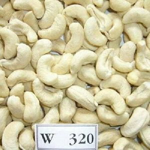 Cashew Kernel Size W-320